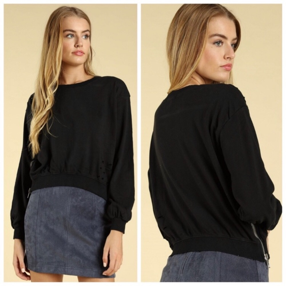 ♥️2 left♥️Black distressed sweater